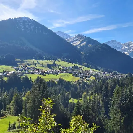 Apartman Ferienwohung Blick Auf Kleinwalsertal Riezlern