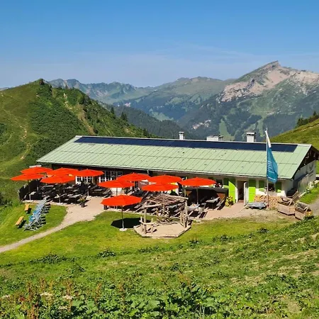 Ferienwohung Blick Auf Kleinwalsertal Apartman